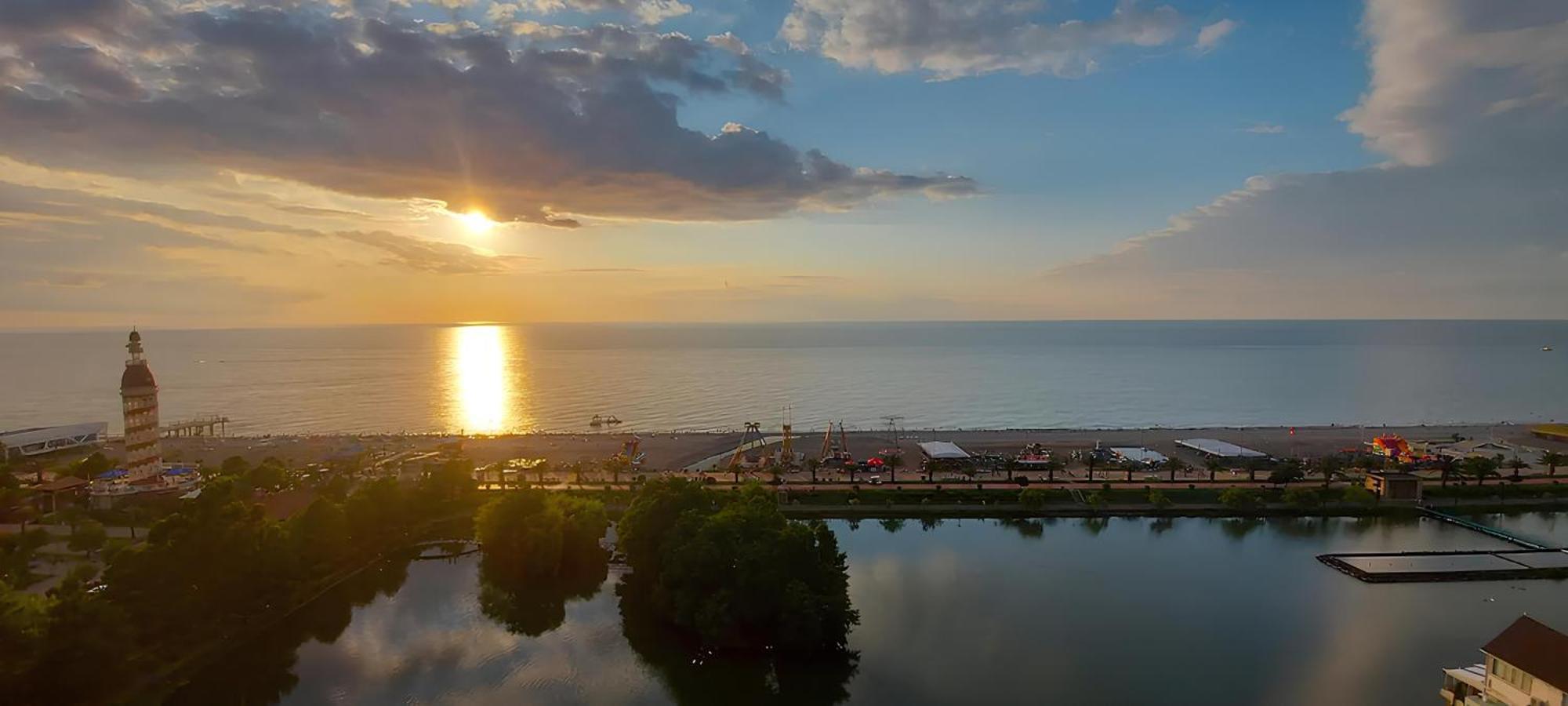 Orbi Panoramic Aparthotel Batumi Eksteriør bilde