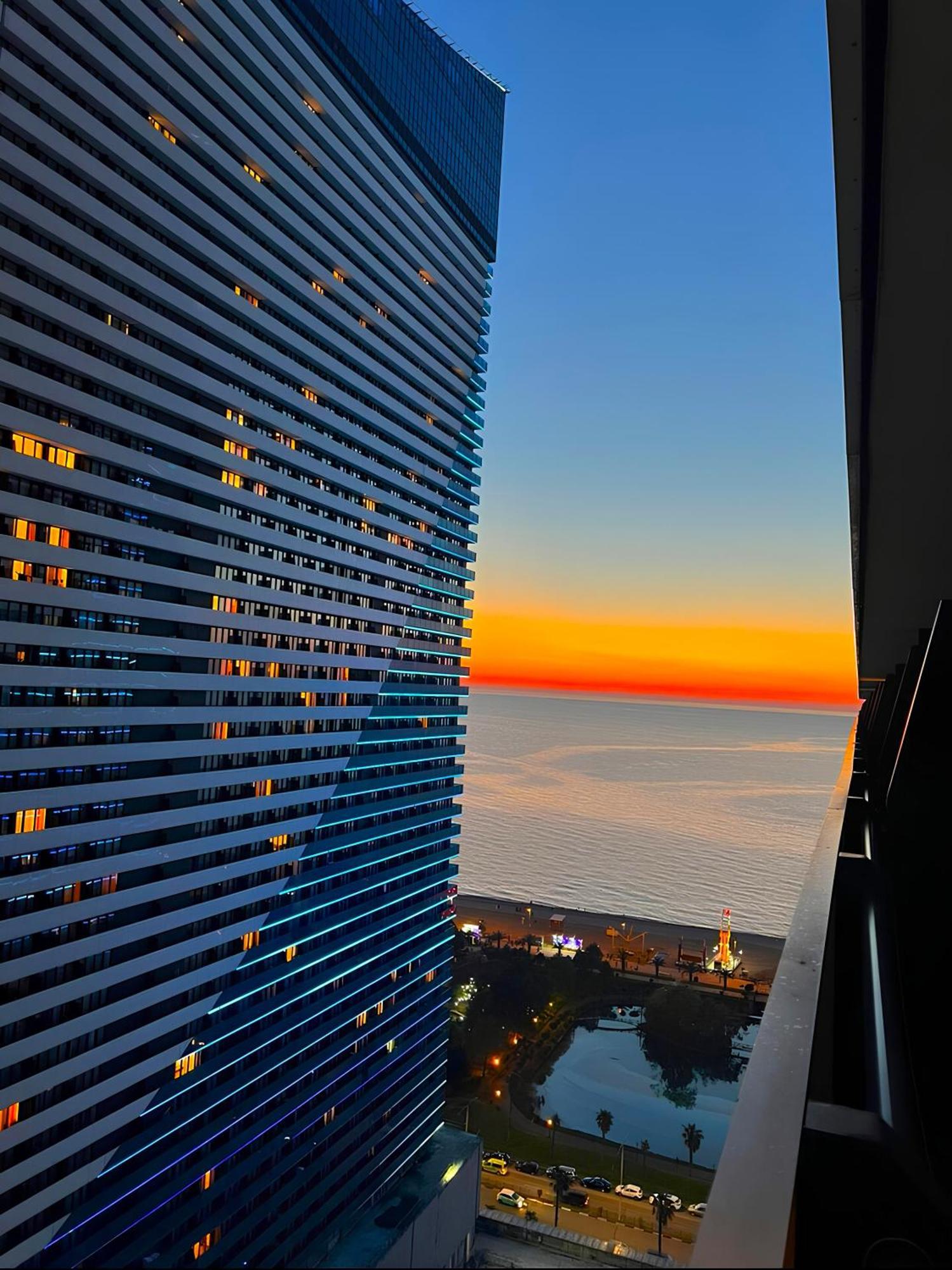 Orbi Panoramic Aparthotel Batumi Eksteriør bilde